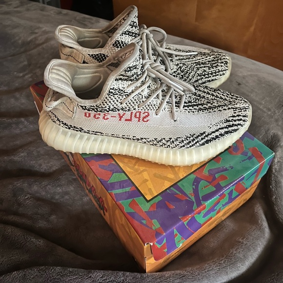 Yeezy Boost 350 Zebra Size 7 - Picture 12 of 13